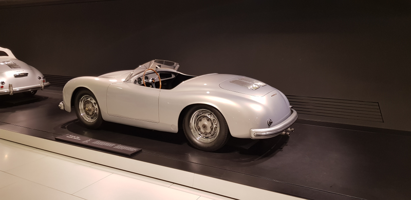 Illustration for article titled Porsche Museum Stuttgart Zuffenhausen photo dump